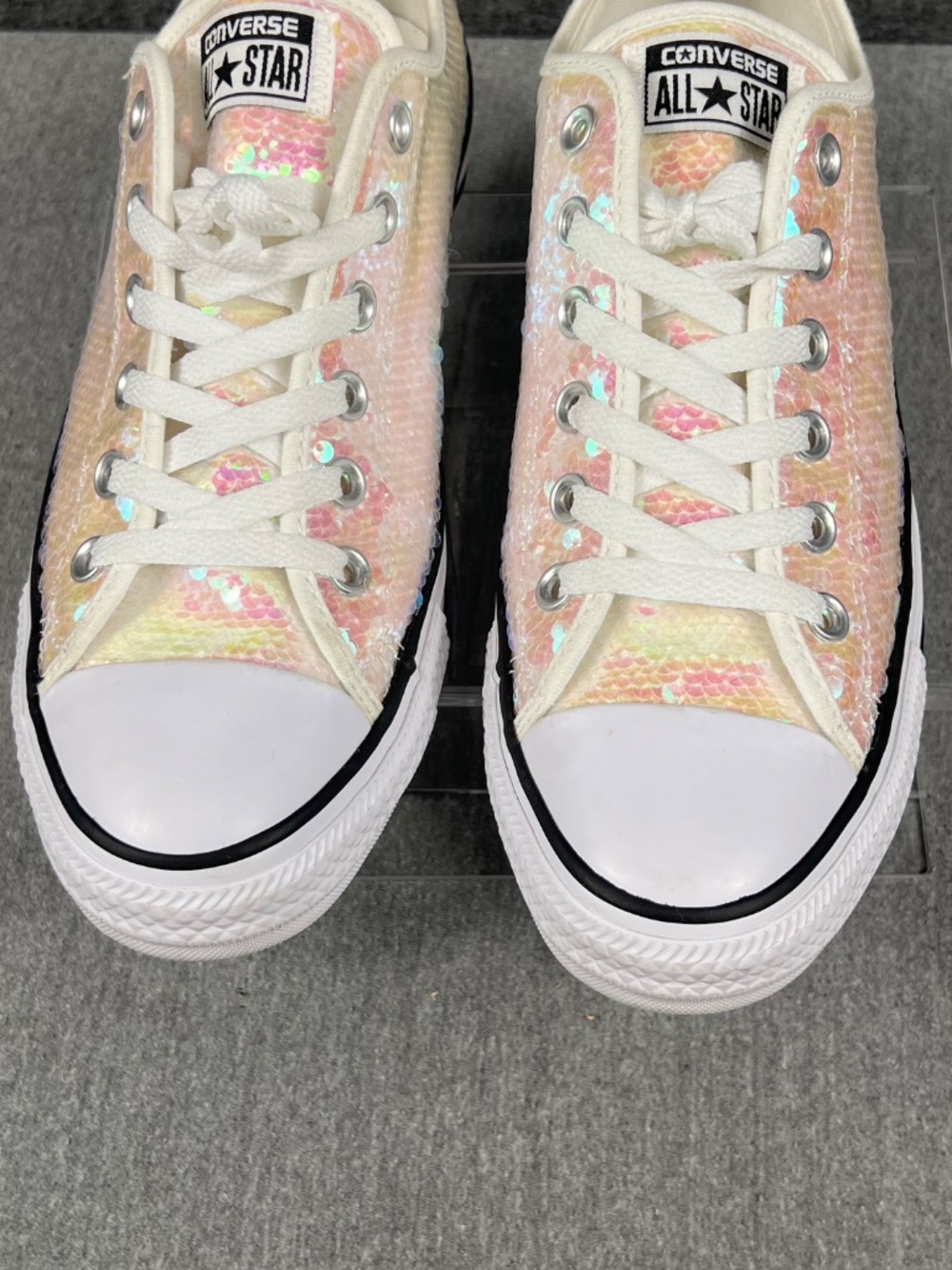 Converse Chuck Taylor All Star Low Top Iridescent Sequin Shoes 9 Style 557989C - Picture 5 of 9